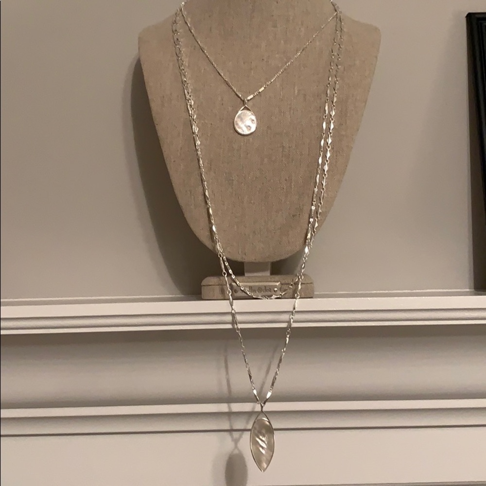 Stella & Dot Aurelia Pendant Necklace